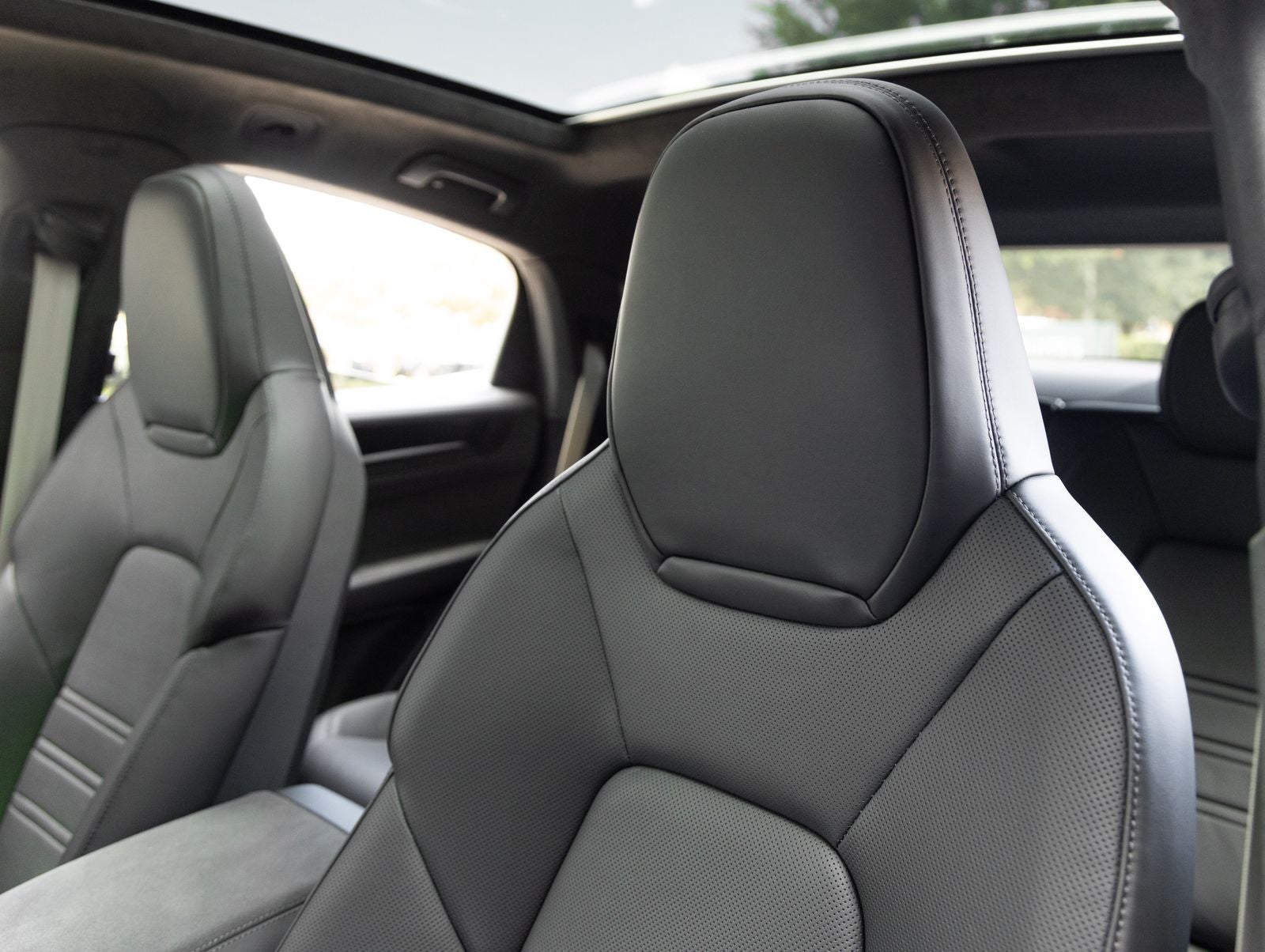 2026 Porsche Cayenne Cayenne GTS Coupe