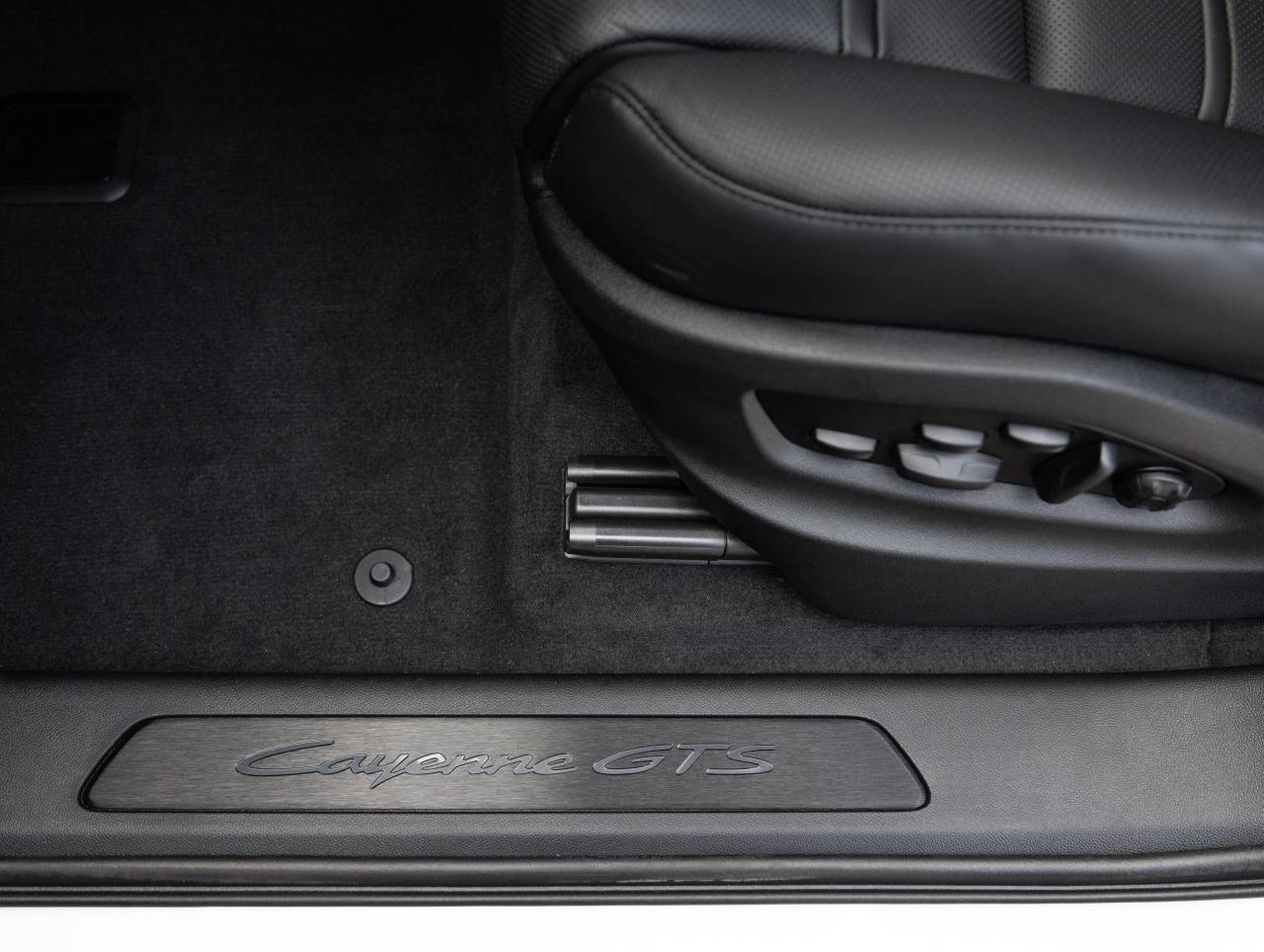 2026 Porsche Cayenne Cayenne GTS Coupe