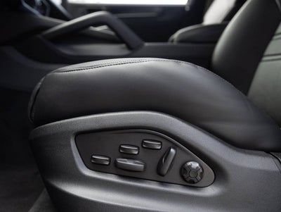 2026 Porsche Cayenne Cayenne GTS Coupe