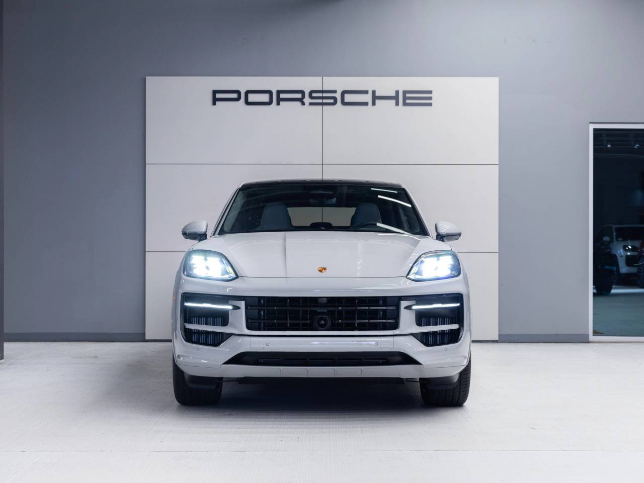 2026 Porsche Cayenne Cayenne GTS Coupe