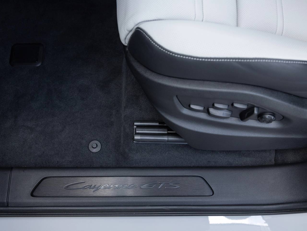2026 Porsche Cayenne Cayenne GTS Coupe
