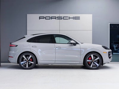2026 Porsche Cayenne Cayenne GTS Coupe