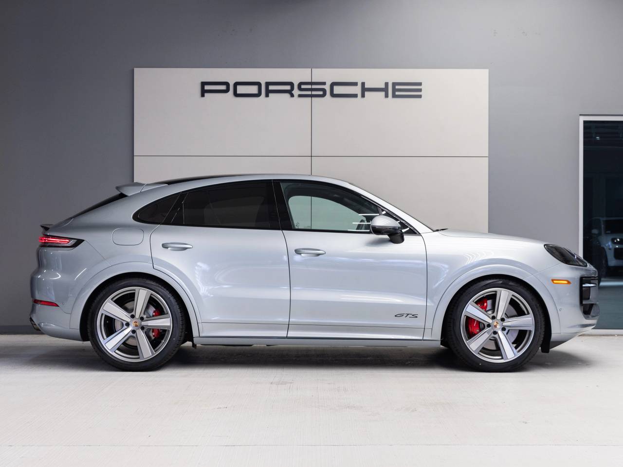 2026 Porsche Cayenne Cayenne GTS Coupe