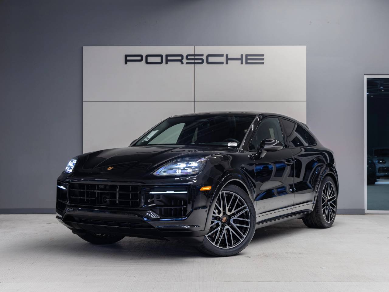 2026 Porsche Cayenne Cayenne GTS Coupe