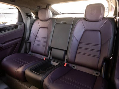 2026 Porsche Cayenne Cayenne GTS Coupe