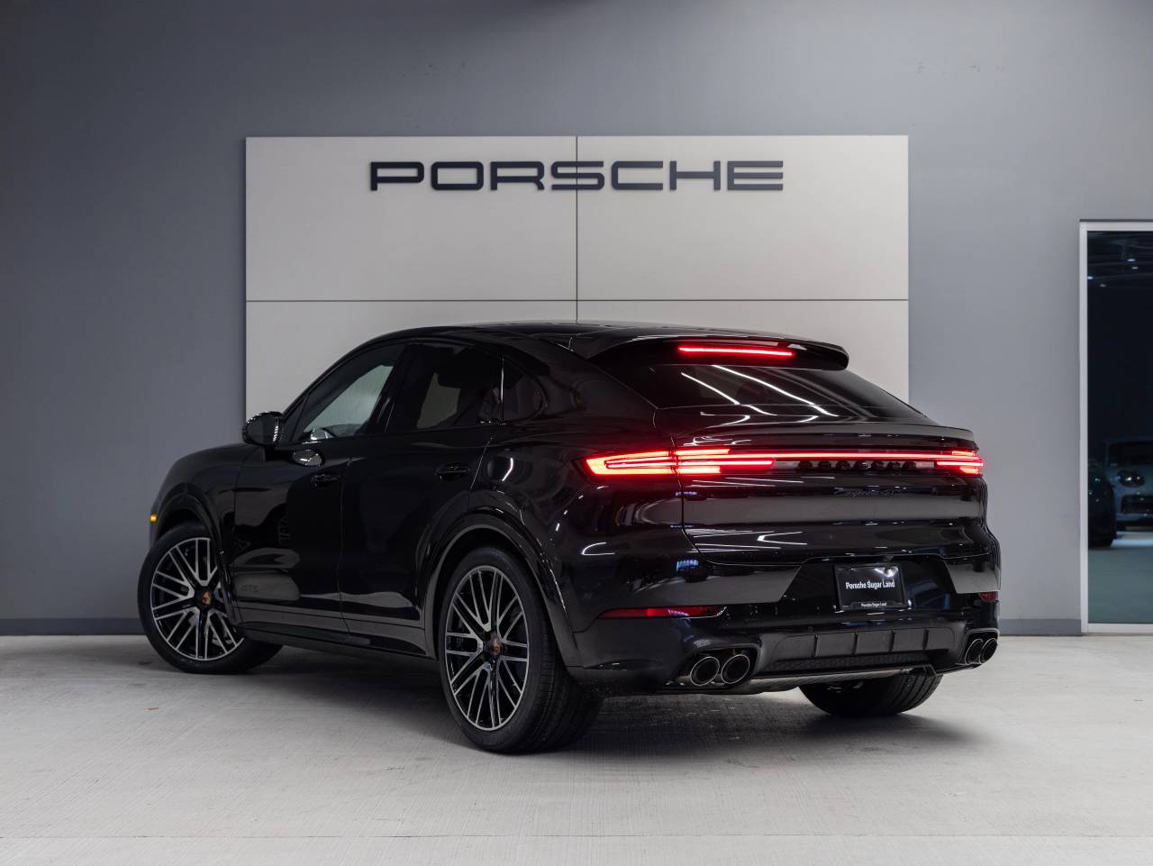 2026 Porsche Cayenne Cayenne GTS Coupe