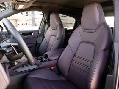 2026 Porsche Cayenne Cayenne GTS Coupe