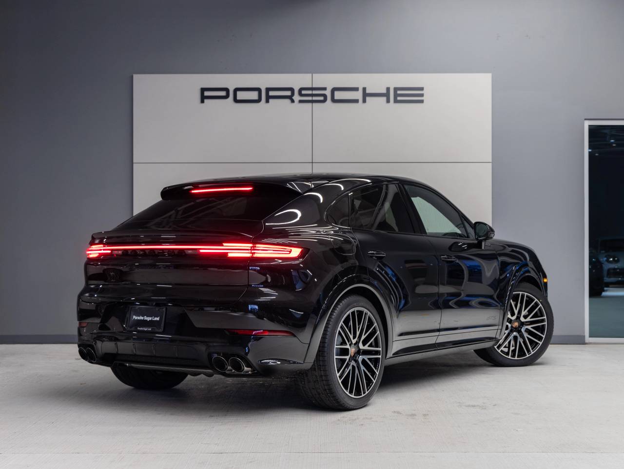 2026 Porsche Cayenne Cayenne GTS Coupe