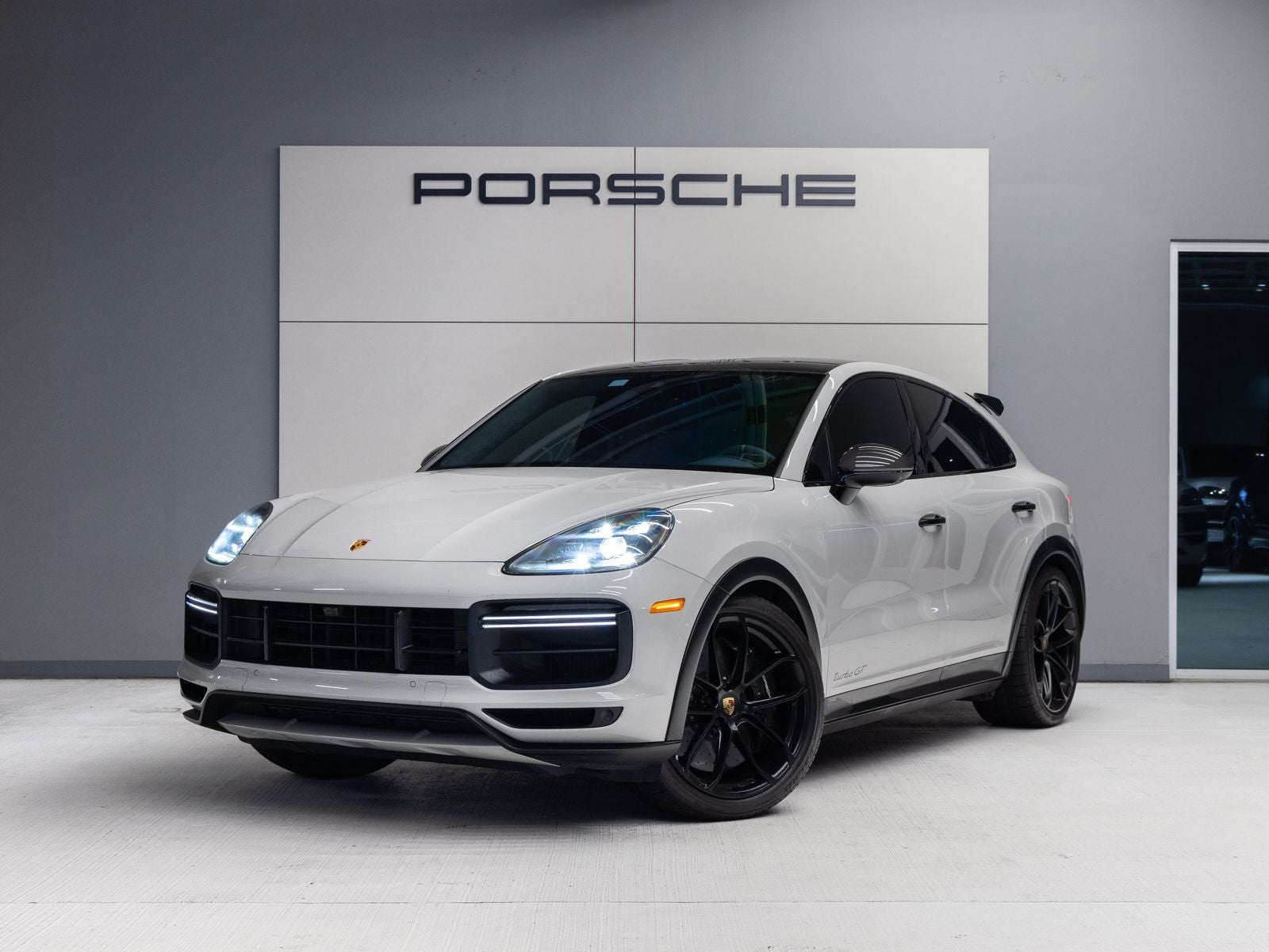 2022 Porsche Cayenne Turbo GT