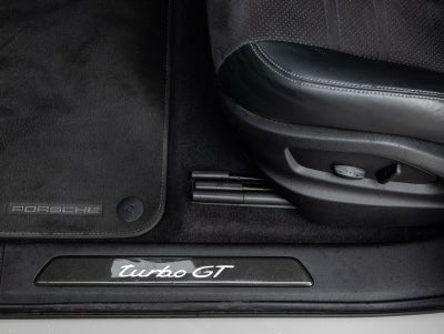 2022 Porsche Cayenne Turbo GT