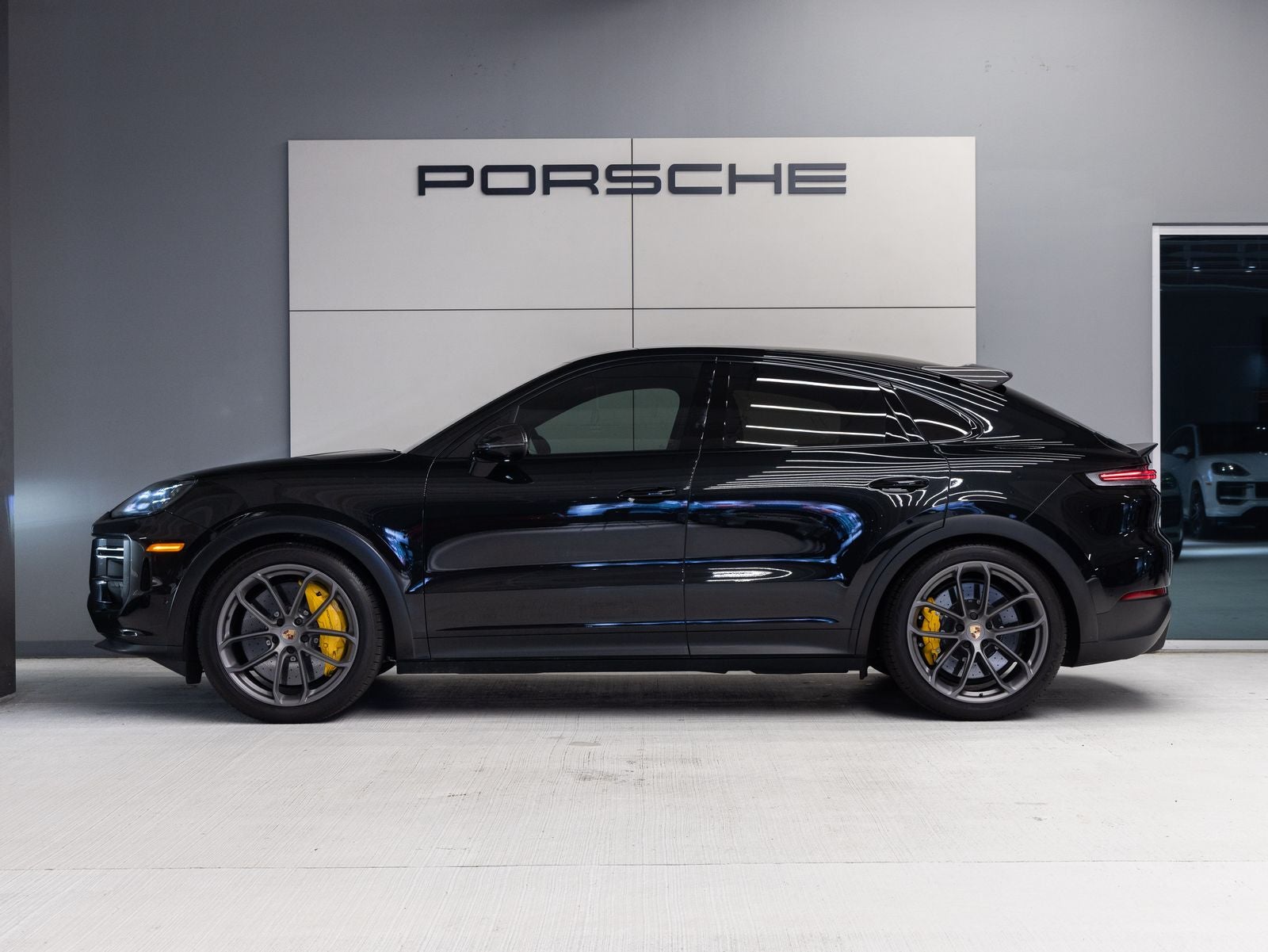2025 Porsche Cayenne Turbo GT