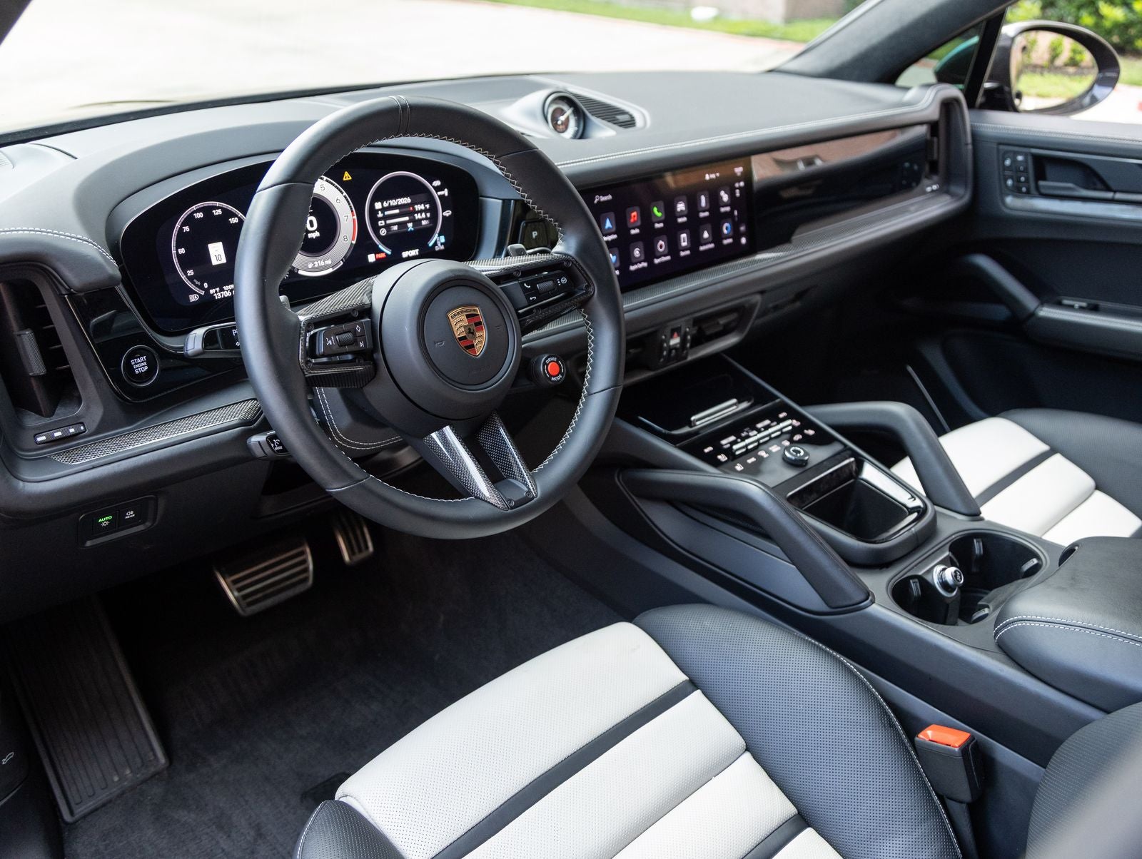2025 Porsche Cayenne Turbo GT