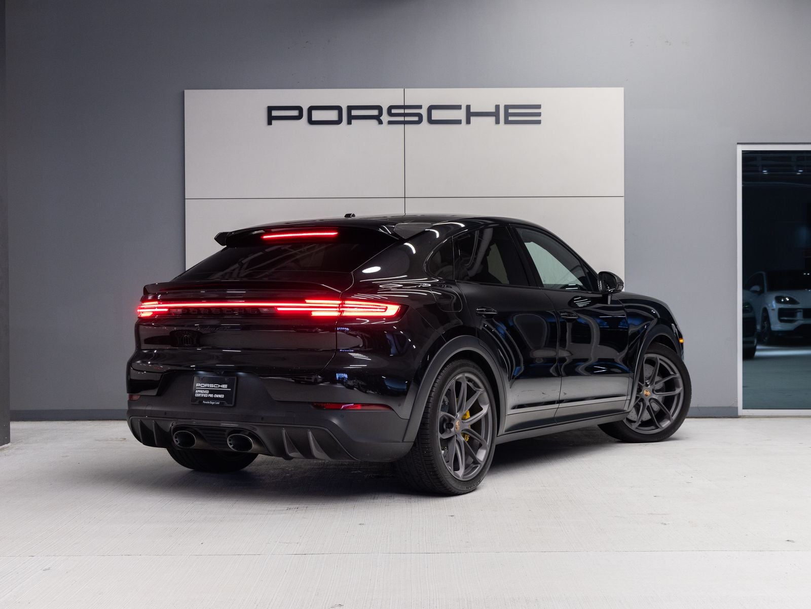 2025 Porsche Cayenne Turbo GT