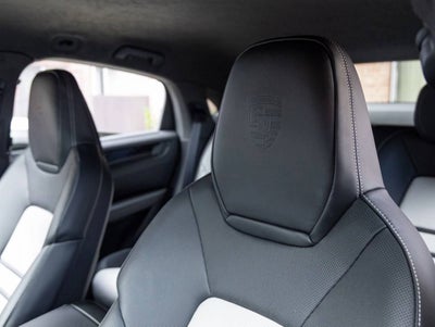 2025 Porsche Cayenne Turbo GT