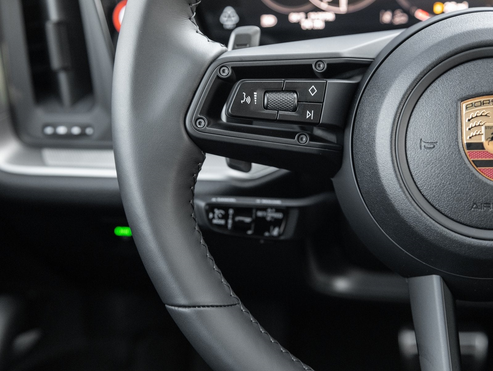 2026 Porsche Cayenne Cayenne S Coupe