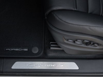 2026 Porsche Cayenne Cayenne S Coupe