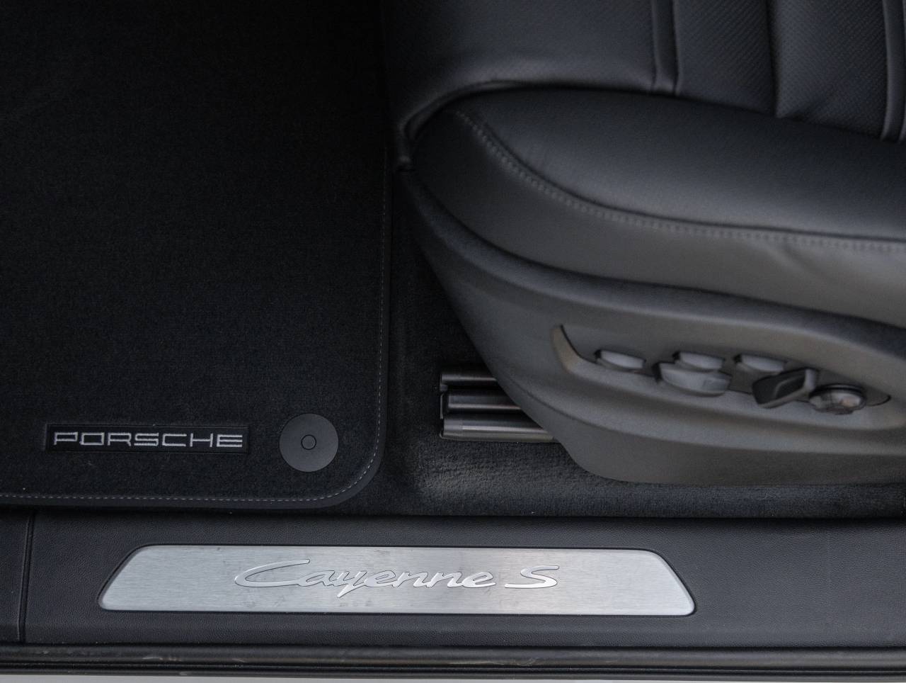 2026 Porsche Cayenne Cayenne S Coupe