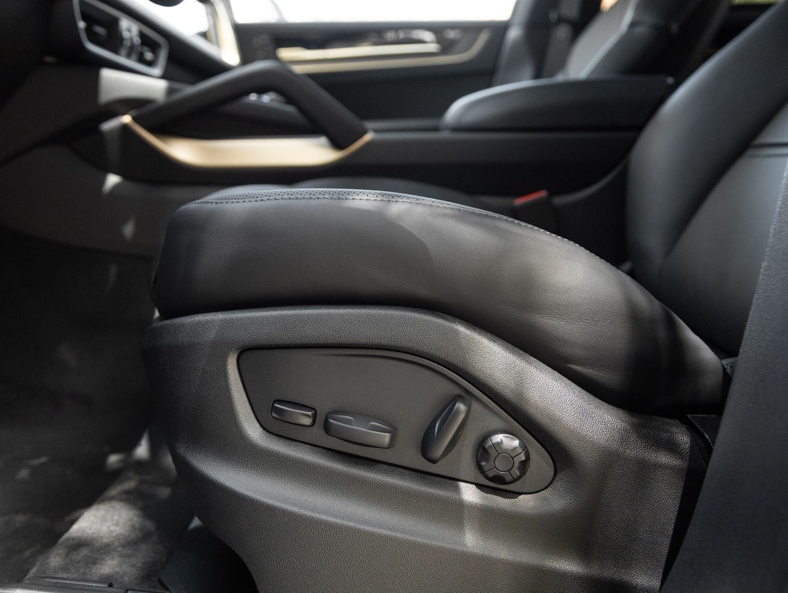 2026 Porsche Cayenne Cayenne S Coupe