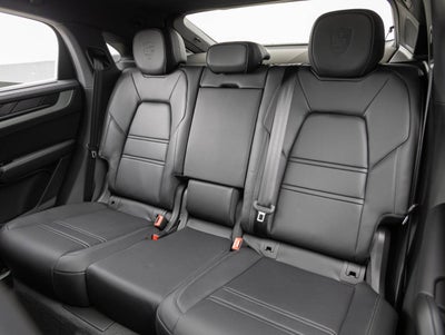 2025 Porsche Cayenne Cayenne S Coupe