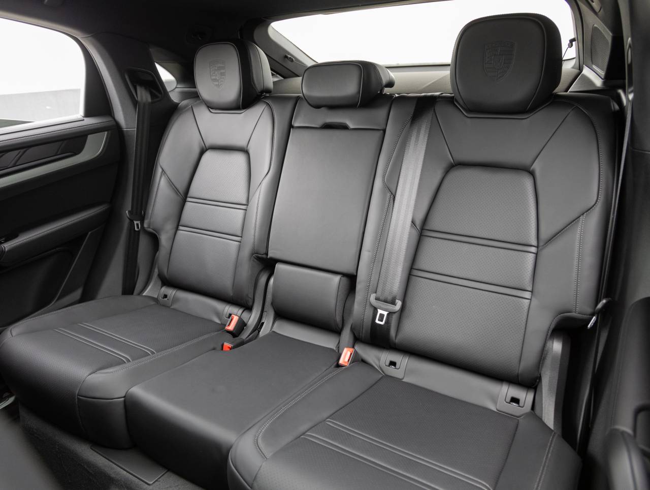 2025 Porsche Cayenne Cayenne S Coupe