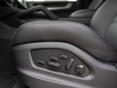 2025 Porsche Cayenne Cayenne S Coupe