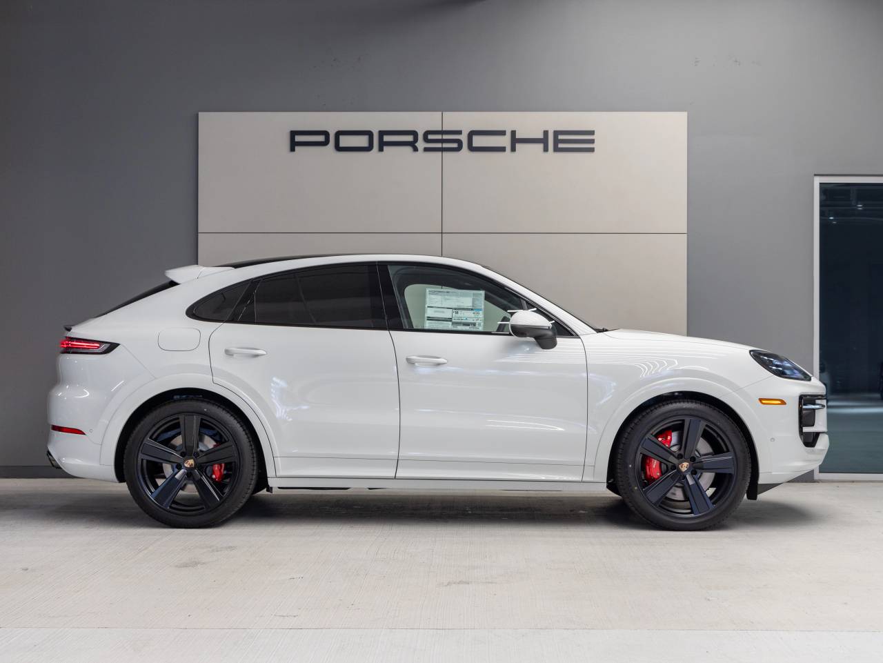 2025 Porsche Cayenne Cayenne S Coupe