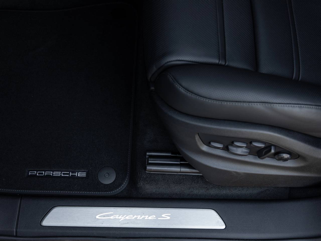 2026 Porsche Cayenne Cayenne S Coupe