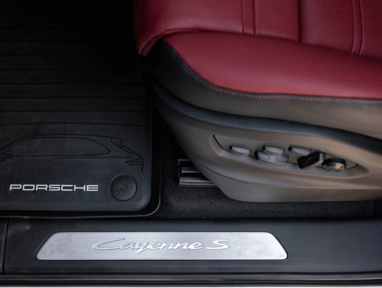 2026 Porsche Cayenne Cayenne S Coupe