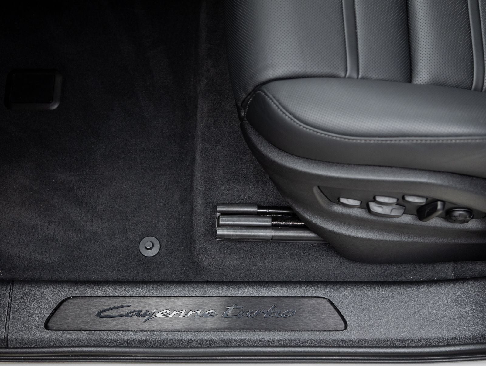 2026 Porsche Cayenne Cayenne Turbo E-Hybrid Coupe