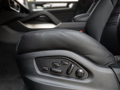 2026 Porsche Cayenne Cayenne Turbo E-Hybrid Coupe
