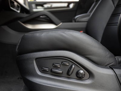 2026 Porsche Cayenne Cayenne Turbo E-Hybrid Coupe