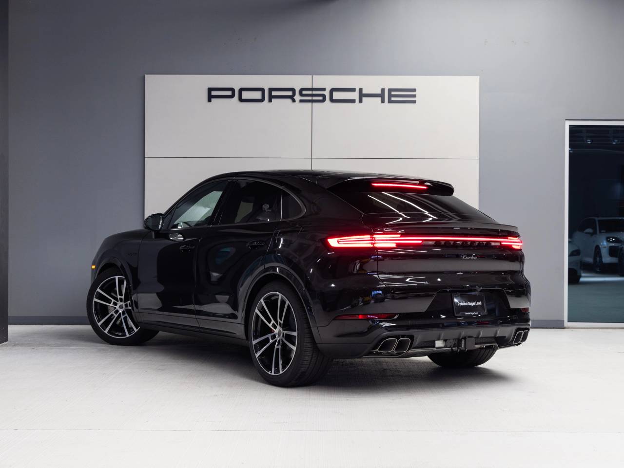 2026 Porsche Cayenne Cayenne Turbo E-Hybrid Coupe