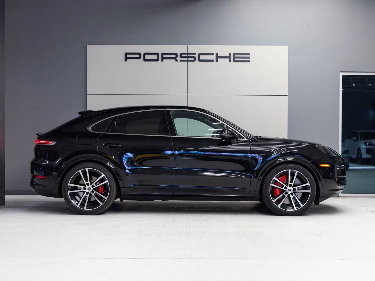 2026 Porsche Cayenne Cayenne Turbo E-Hybrid Coupe