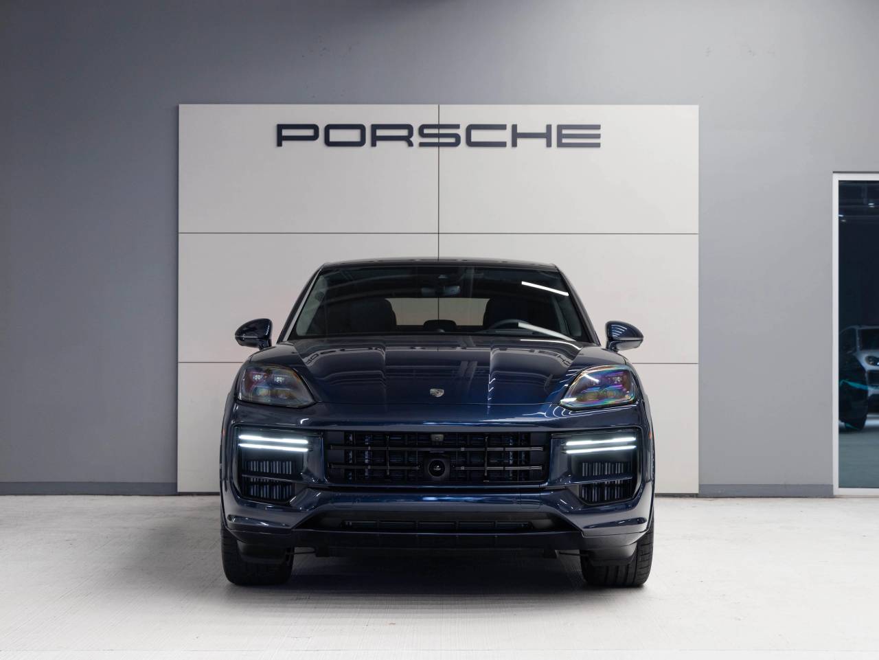 2025 Porsche Cayenne Cayenne Turbo E-Hybrid Coupe