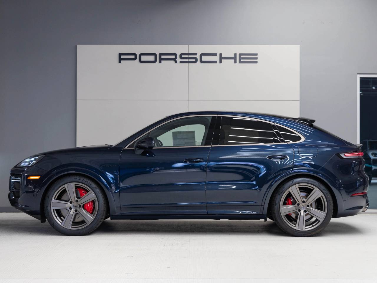 2025 Porsche Cayenne Cayenne Turbo E-Hybrid Coupe