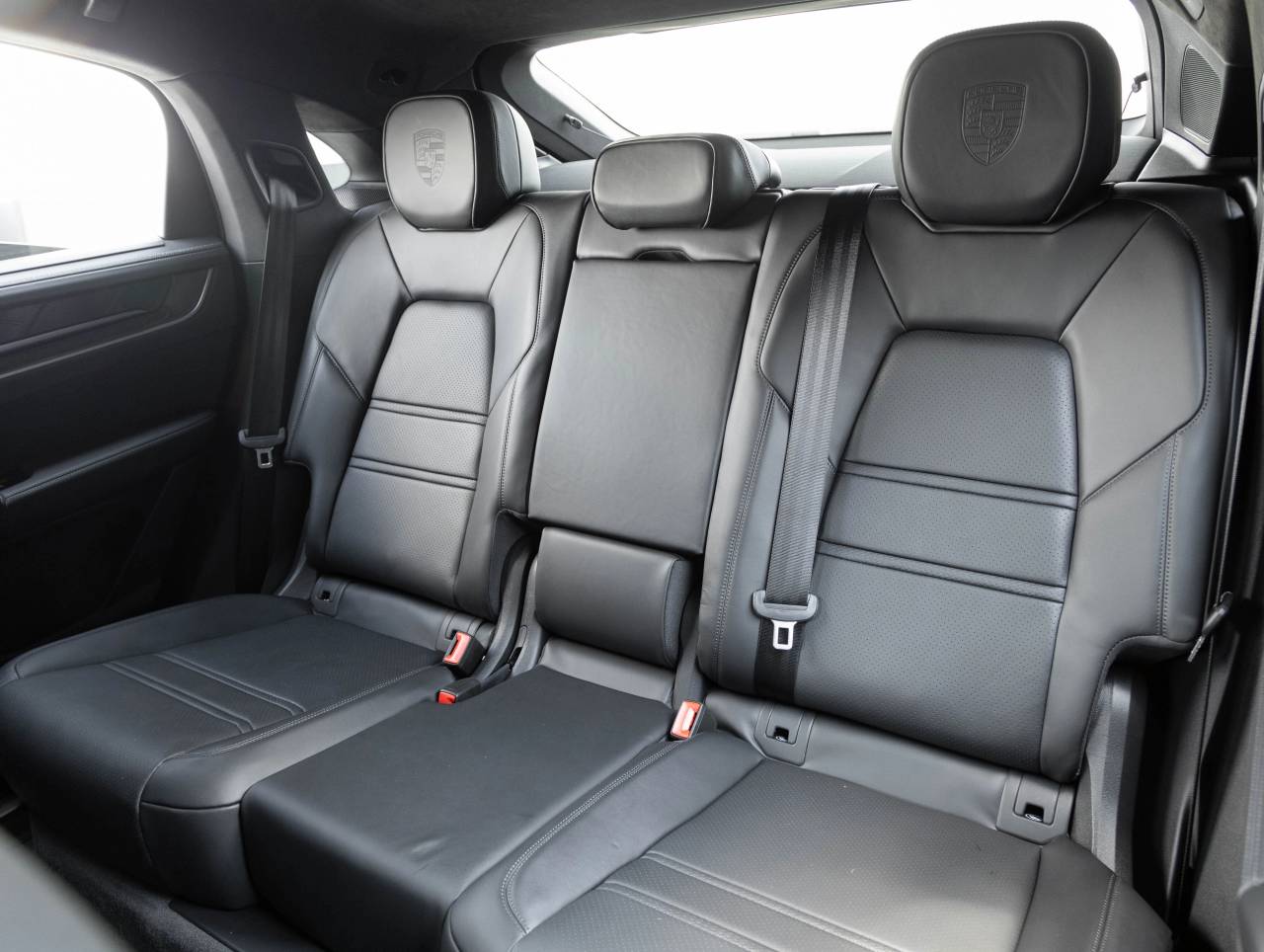 2025 Porsche Cayenne Cayenne Turbo E-Hybrid Coupe