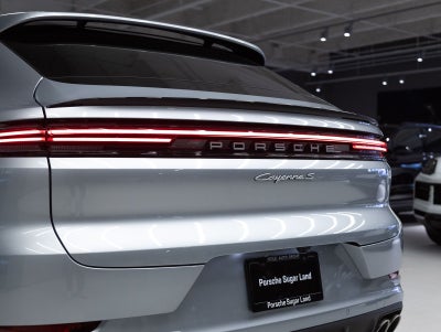 2026 Porsche Cayenne Cayenne S E-Hybrid Coupe