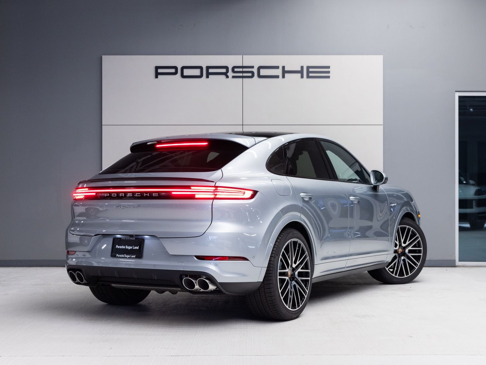 2026 Porsche Cayenne Cayenne S E-Hybrid Coupe