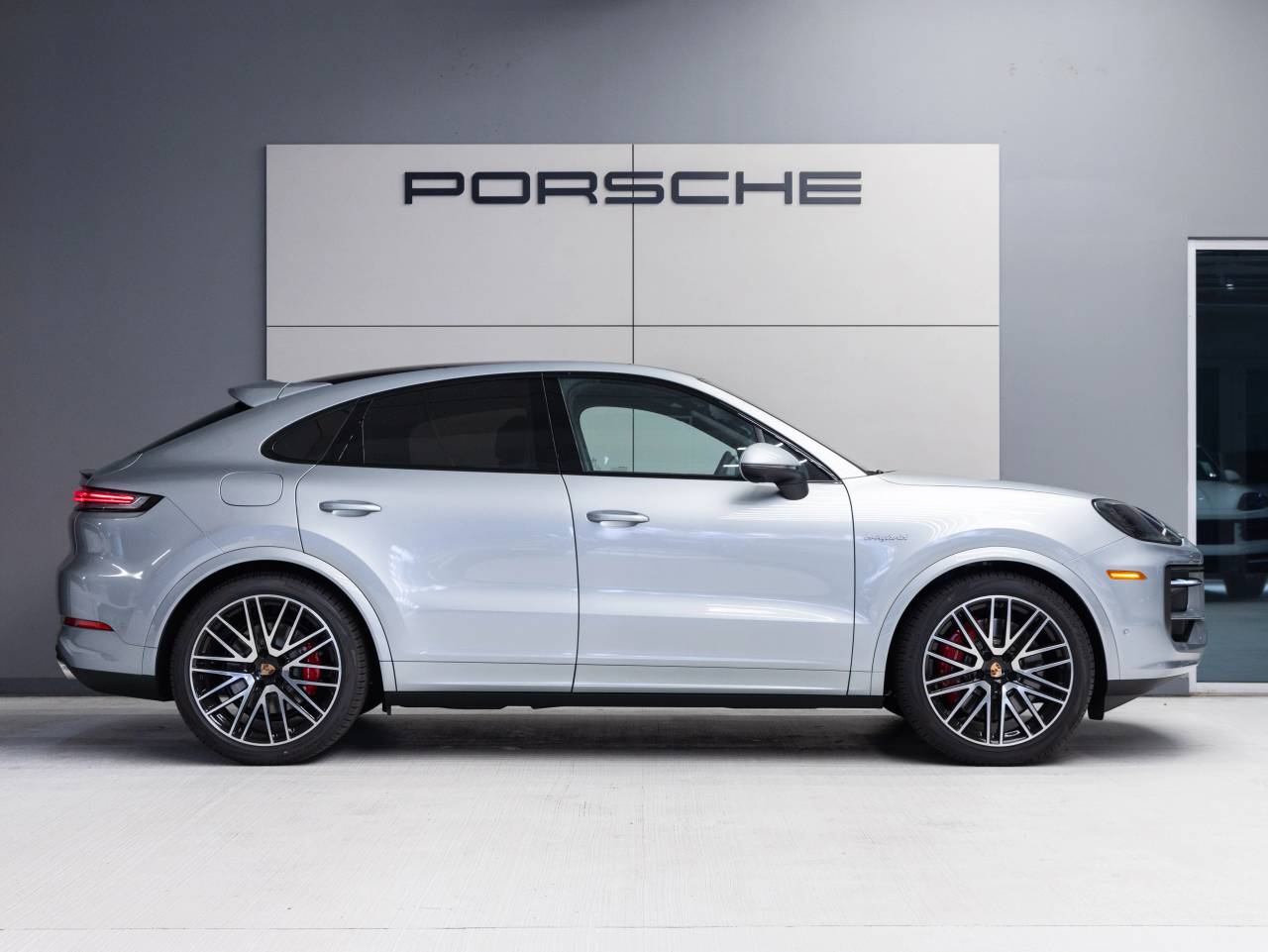 2026 Porsche Cayenne Cayenne S E-Hybrid Coupe