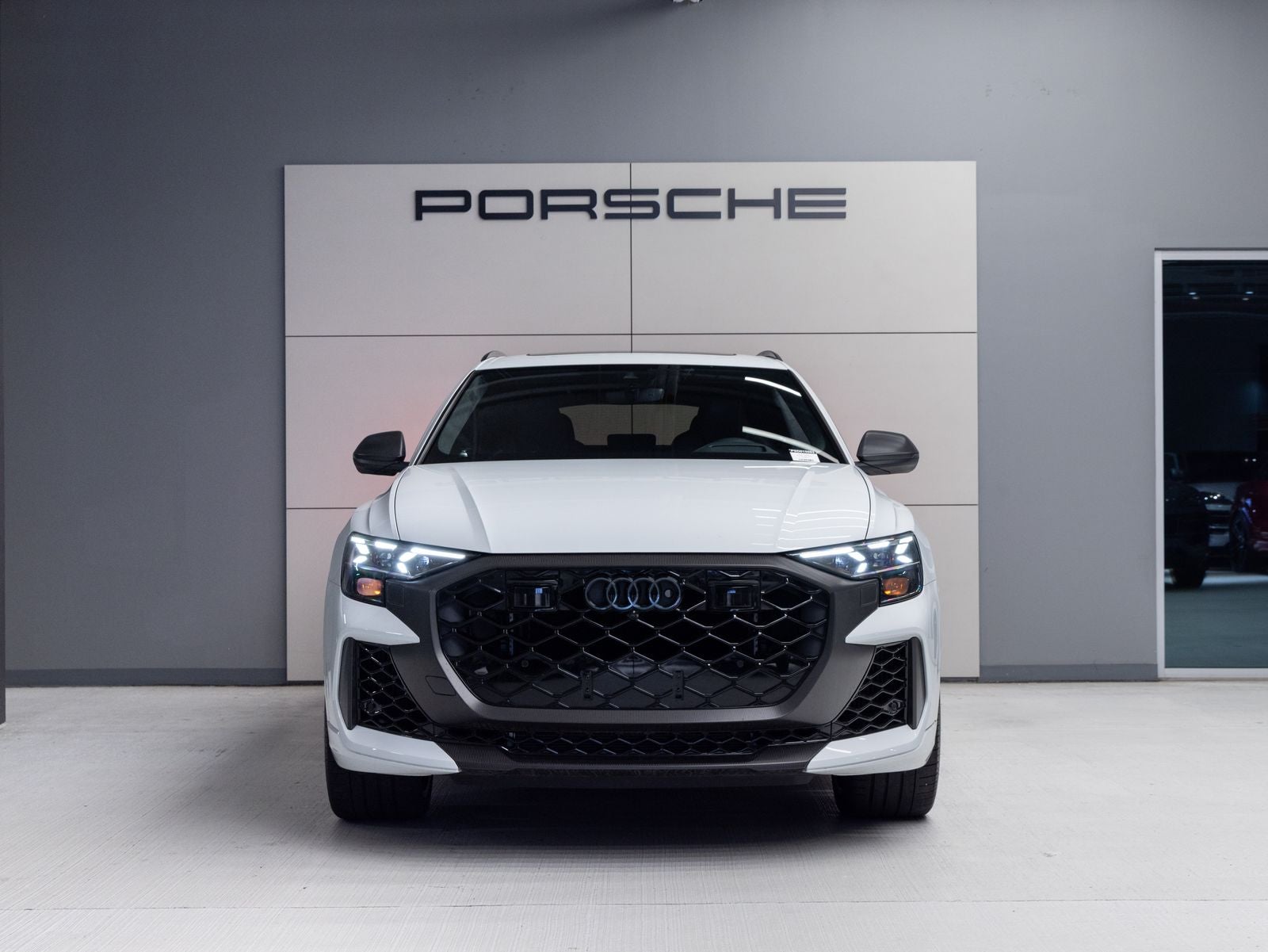 2025 Audi RS Q8 performance performance