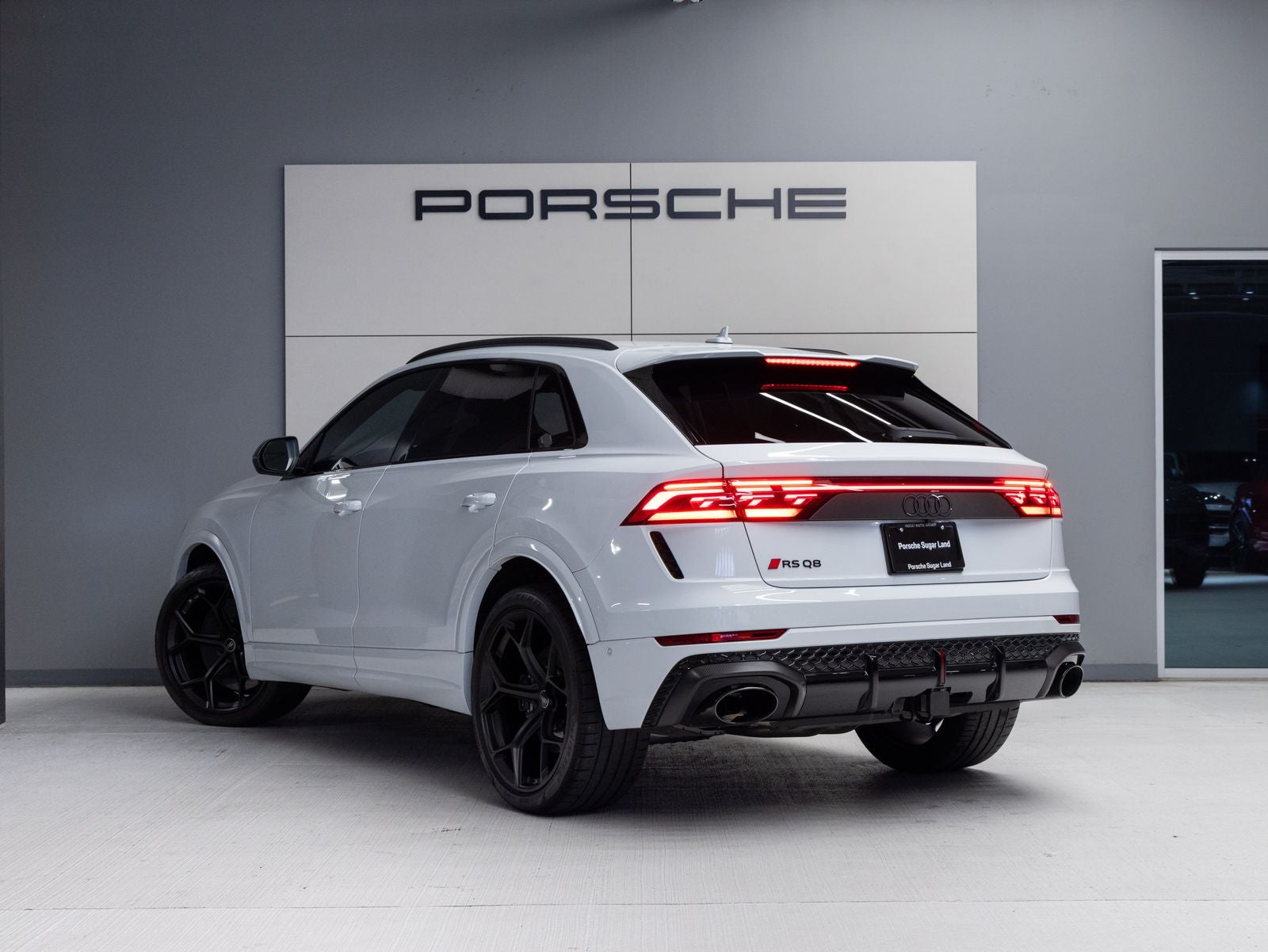 2025 Audi RS Q8 performance performance