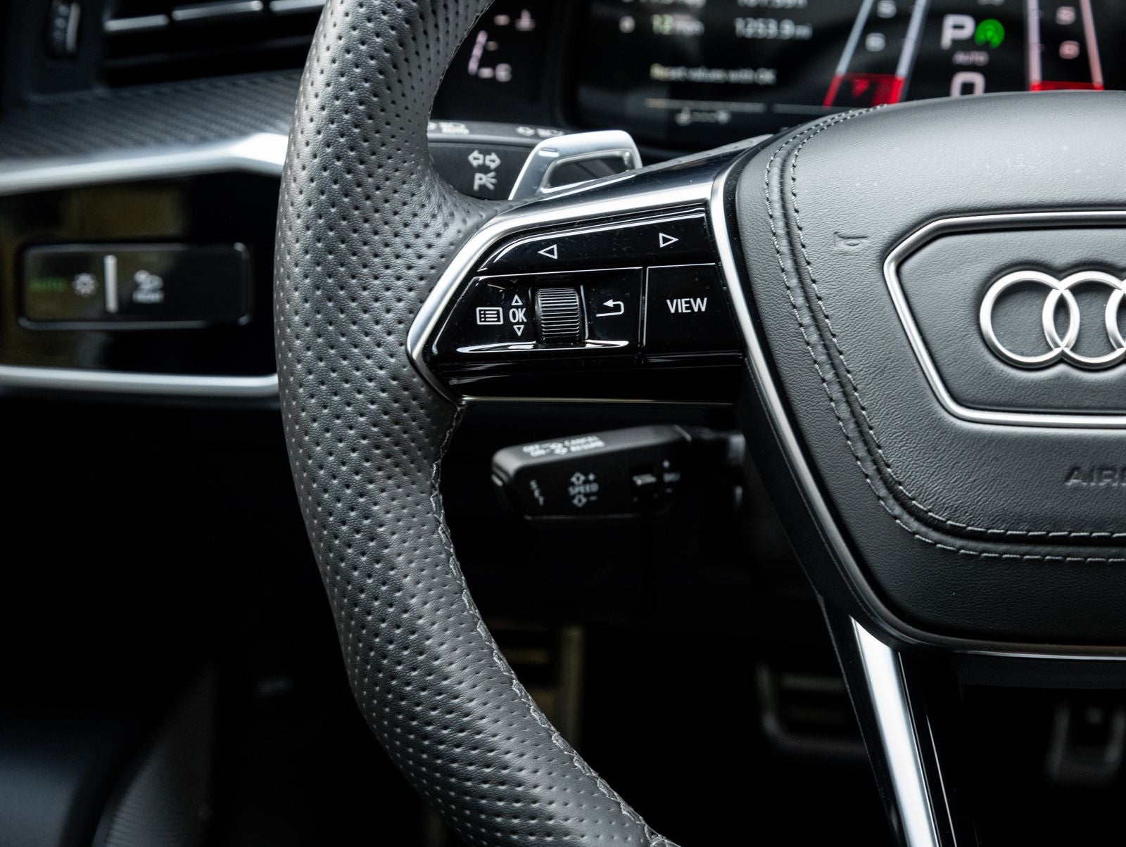 2025 Audi RS 6 Avant performance performance