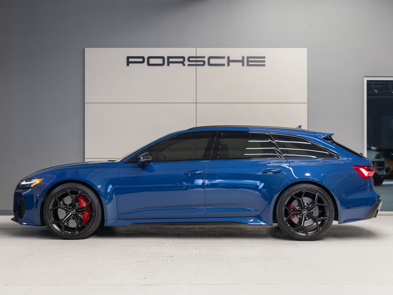 2025 Audi RS 6 Avant performance performance