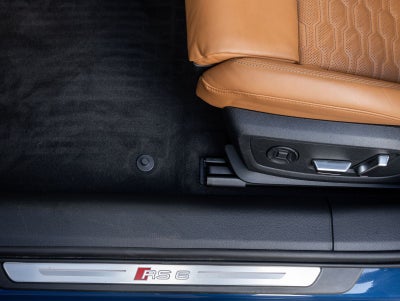 2025 Audi RS 6 Avant performance performance