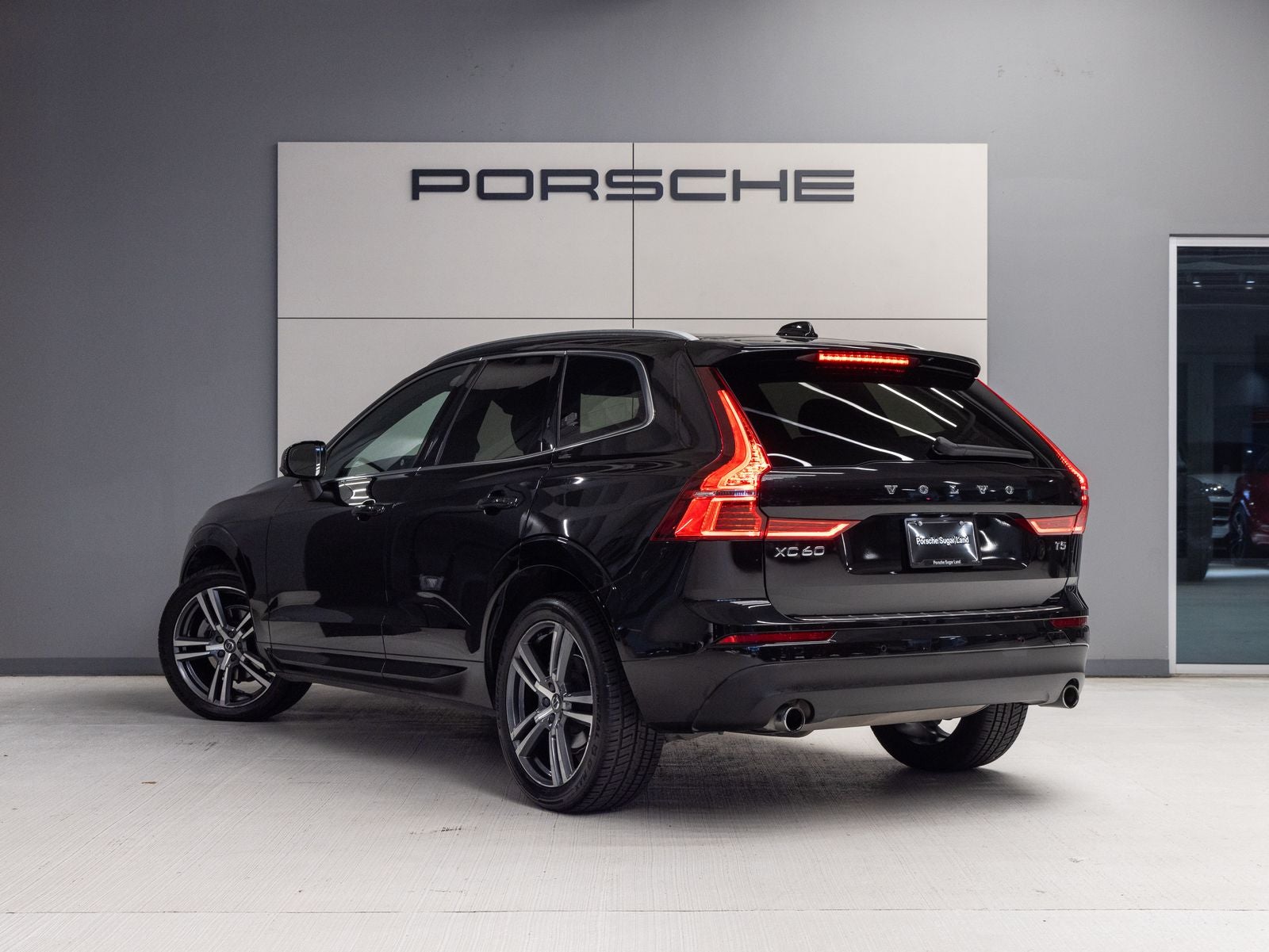 2021 Volvo XC60 Momentum