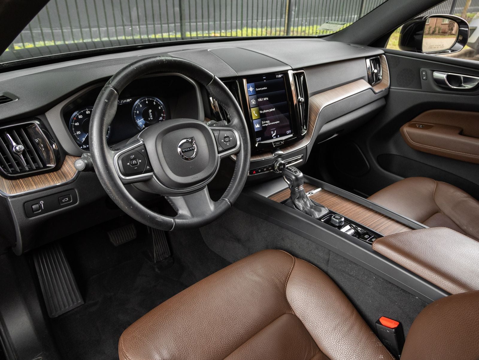 2021 Volvo XC60 Momentum