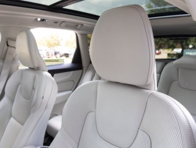 2020 Volvo XC60 Inscription
