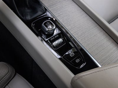 2020 Volvo XC60 Inscription