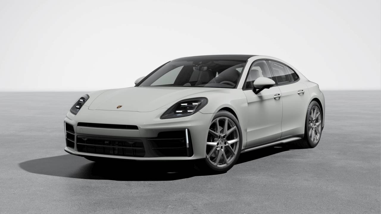 2026 Porsche Panamera 4