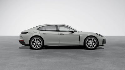 2026 Porsche Panamera 4